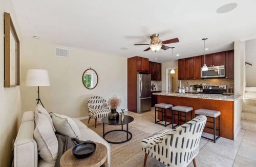Napa House | Serene Vineyard Home with a private spring lake beachfront.