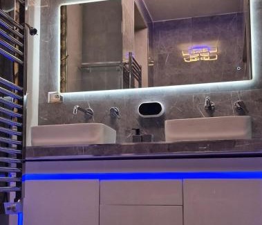 Roccadaspide Apartment | Welcoming Serenella House: Pet & Child Friendly Retreat