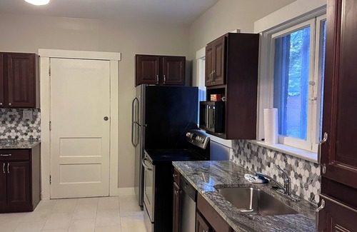 Dayton House | Serenity 3-bed marble bath historic district of Dayton 5min downtown 5min U.D