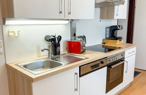 Leoben Apartment | Welcoming Serenity Apartment with Free Parking & Breakfast