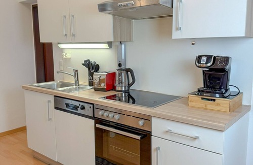 Leoben Apartment | Welcoming Serenity Apartment with Free Parking & Breakfast