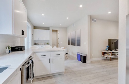 Forestville House | Discover Serenity at the Russian River with Ocean Views