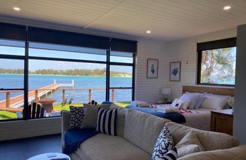 Marks Point Villa | Romantic Waterfront Escape at Serenity by the Lake