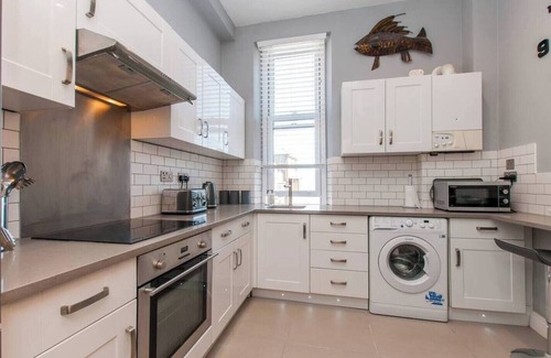 Broadstairs Apartment | Ocean View Retreat: Serenity by the Sea, Broadstairs