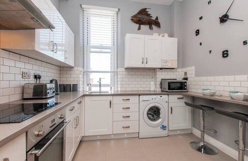 Broadstairs Apartment | Ocean View Retreat: Serenity by the Sea, Broadstairs