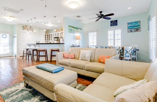 San Luis House | Serenity By The Sea: 4-Star Family-Friendly Retreat