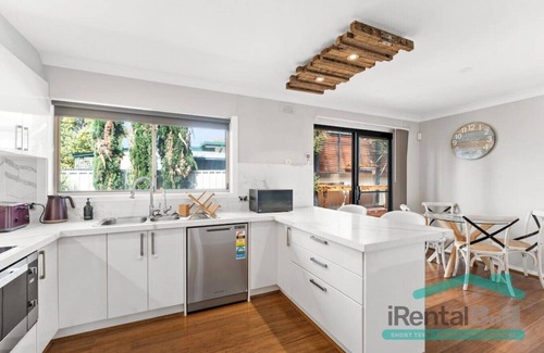 Christies Beach House | Oceanfront Oasis: "Serenity" @ Christies - Rated 10/10
