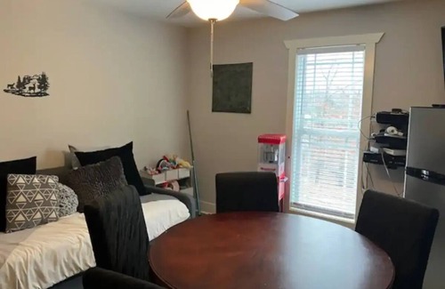 Stoney Point Landing House | Relaxing Serenity Cove on Smith Lake with Stunning Views