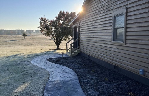 Carbon Hill Cabin | Experience Serenity Cabins in Scenic Appalachia Ohio