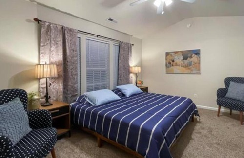 Breckenridge House | Relax at Serenity Home in Morrisville, NC - 4-Star Stay