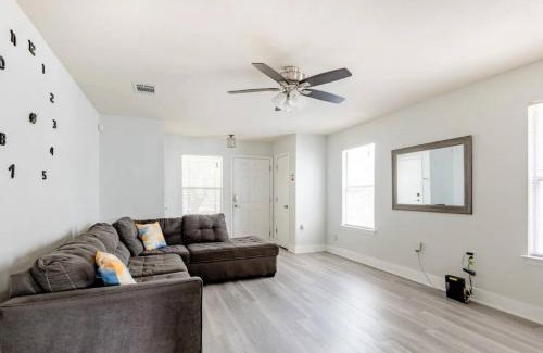 Austin House | Relaxing Retreat Near Downtown & Airport with Pool