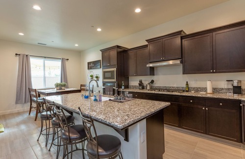 Clovis House | Unwind in Clovis: 3BR Retreat Near National Parks
