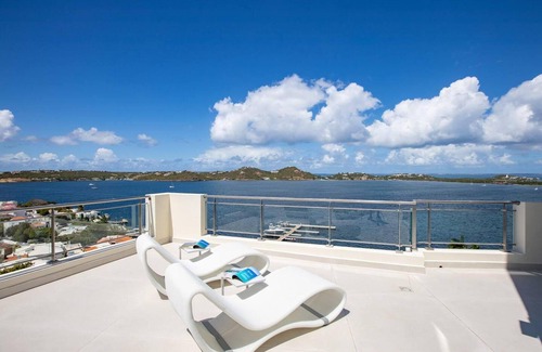 Maho Villa | Elegant Serenity Penthouse with Pool and Family Amenities