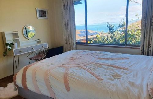 Howrah House | Peaceful Retreat Just 10 Minutes to City and Airport