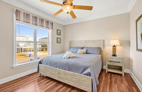 Oak Island House | Beachfront Serenity Sands Retreat with Pool & Ocean Views