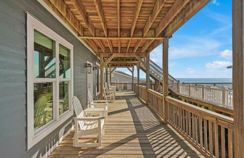 Oak Island House | Beachfront Serenity Sands Retreat with Pool & Ocean Views
