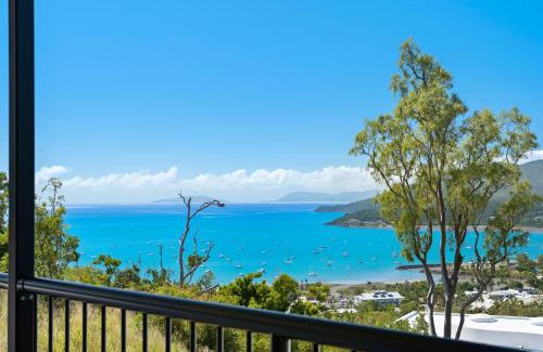Airlie Beach House | Discover Serenity Seas at Airlie Beach for Your Escape
