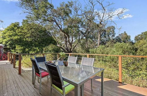 Silverton House | Pet-Friendly Retreat with Fireplace at Araluen, Silverton