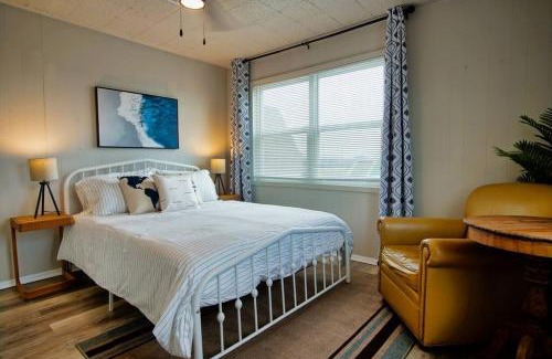 Surfside Beach House | Beachside Retreat: Serenity Sol - Pet-Friendly Oasis