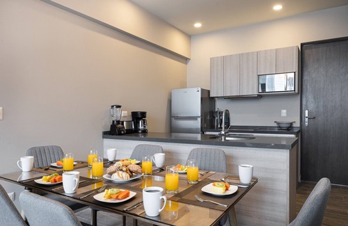 Monterrey Apartment | Tranquil Retreat Near San Pedro with Pool and Spa