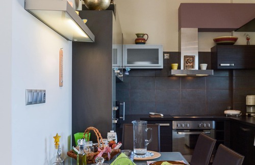 Ormos Agiou Ioannou Villa | Seaside Serenity Apartment with Panoramic Ocean Views