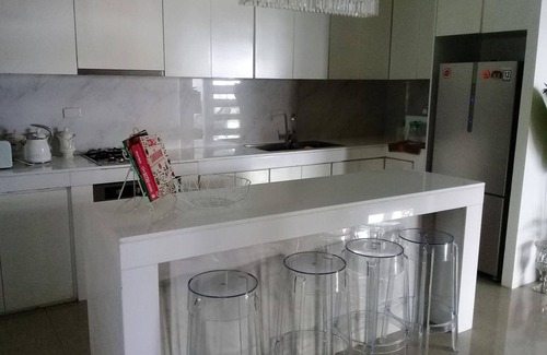 Palompon Hotel | Family-Friendly Sergi's Resort: Great Dining & High Ratings