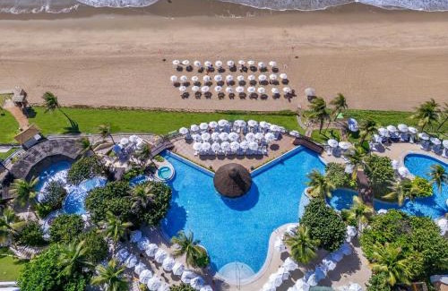 Via Costeira Resort | Unforgettable Stay at SERHS Experience Suítes with Ocean Views