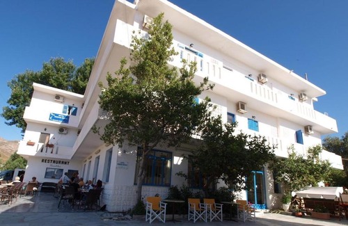 Livadi Hotel | Serifos Beach Hotel: Pet-Friendly and Family-Ready Escape