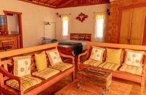 Tiradentes Cabin | Pet-Friendly Serra a Vista Chalé with Top Guest Ratings