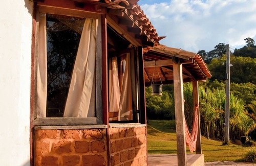 Tiradentes Ski Chalet | Serra a Vista Chalés: Family-Friendly & Pet Welcoming Retreat