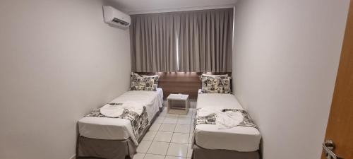 Pousada do Rio Quente Apartment | Top-Rated Serra Madre: Family-Friendly with Pool & Hot Tub