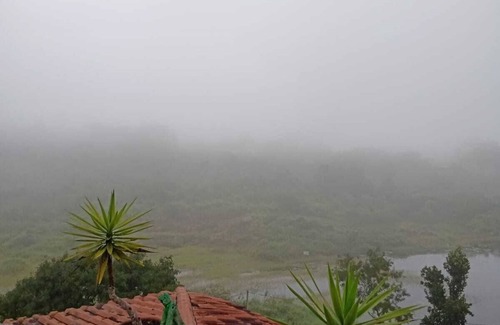 Bezerros Cottage | Discover Serra Negra Lake House: Pet-Friendly Retreat