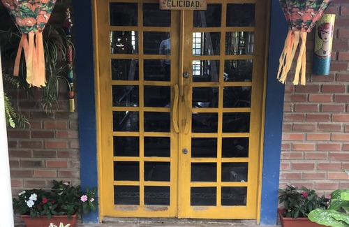 Bezerros Cottage | Discover Serra Negra Lake House: Pet-Friendly Retreat