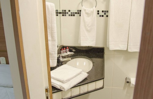Ouro Branco Hotel | Discover Serra Palace Hotel: Pool, Dining & Family Fun
