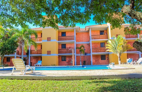 Capao da Canoa Hotel | Relax at Serramar Apart Hotel: Pet-Friendly with Pool