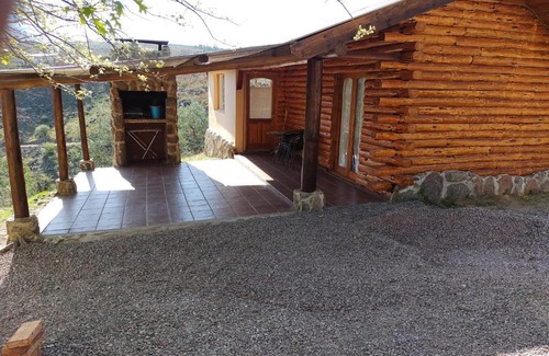 San Miguel de los Rios Cabin | Discover Serranias Del Tabaquillo: Beachfront Retreat Awaits