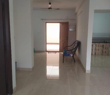 Coimbatore House | Cozy Service Apartment in Kovaipudur with Kitchen & Breakfast