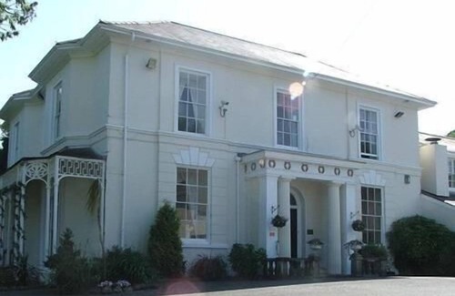 Mumbles Apartment | Modern 2-Bed Apartment @ Norton House in Mumbles