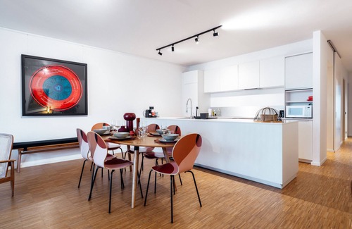 Saint-Josse-ten-Noode Apartment | Top-Rated Serviced Residence with Parking & Family Amenities