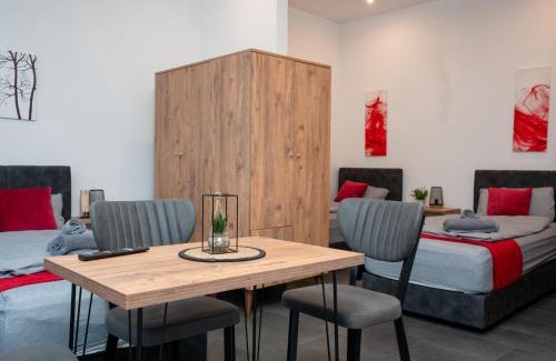 Hochlarmark Apartment | Modern Apartment 2 in Recklinghausen with Pet-Friendly Perks