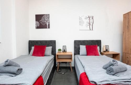 Hochlarmark Apartment | Modern Apartment 2 in Recklinghausen with Pet-Friendly Perks
