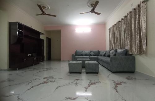 Kukatpalli Apartment | Family-Friendly 3 BHK Retreat in KPHB Phase 15