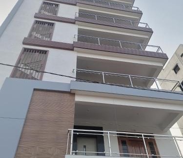 Kukatpalli Apartment | Family-Friendly 3 BHK Retreat in KPHB Phase 15