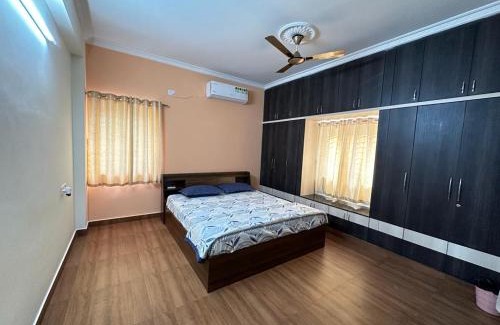 Kukatpalli Apartment | Family-Friendly 3 BHK Retreat in KPHB Phase 15