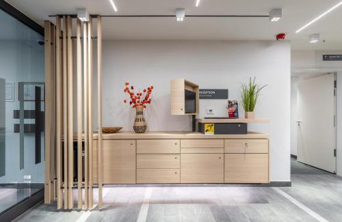 Ratingen Hotel | Discover Serways Hotel Hösel: Pet-Friendly & Family Retreat