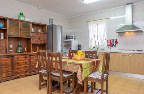 Felanitx Villa | SES PLANETES - Cozy Villa with Private Pool & Free WIFI