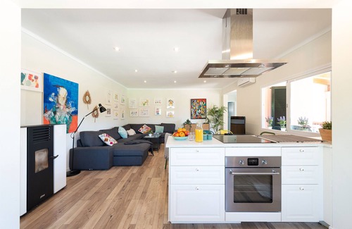 Lloseta Villa | Ses Veles - Three Bedroom Villa, Sleeps 6
