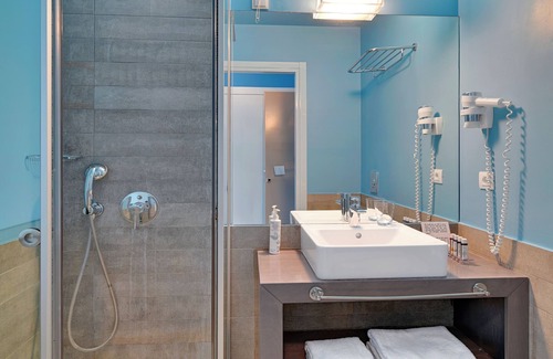 Kanali Hotel | Experience Sesa Boutique Hotel: Ocean Views & Poolside Bliss