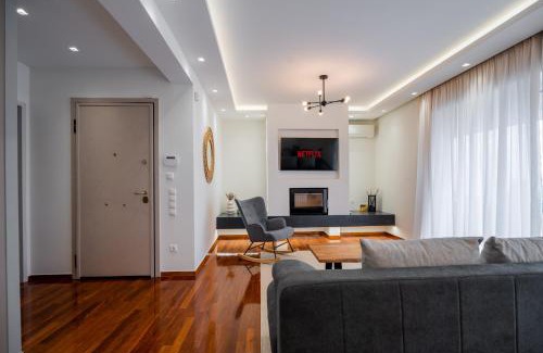 Alimos Apartment | Experience Sesilia Sea View Apartment - Rated 10/10 by Guests