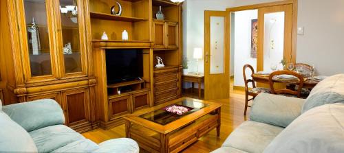 Sestao Apartment | Modern Sestao Apartment with Terrace and Free WIFI